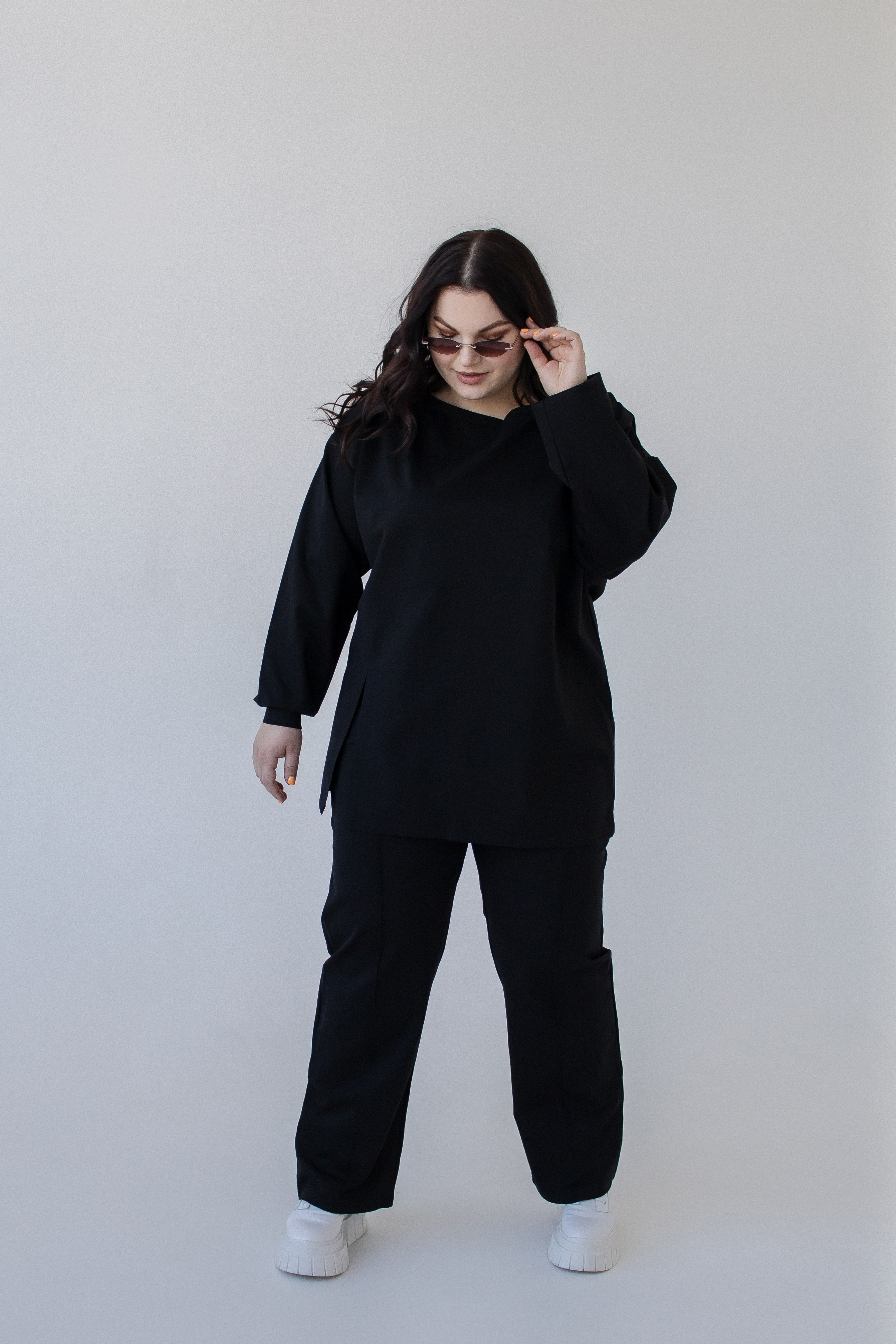 Костюм в спортивном стиле из джерси черного цвета