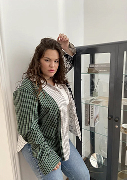 картинка Рубашка пэчворк бело-зеленого цвета от магазина Одежда+