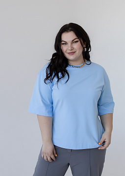 картинка Футболка с разрезами по бокам, удлиненными рукавами с манжетами от магазина Одежда+